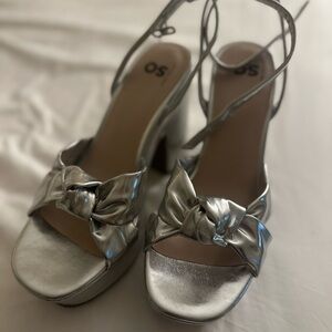 SO Silver Platform Shoes with Twisted Strap